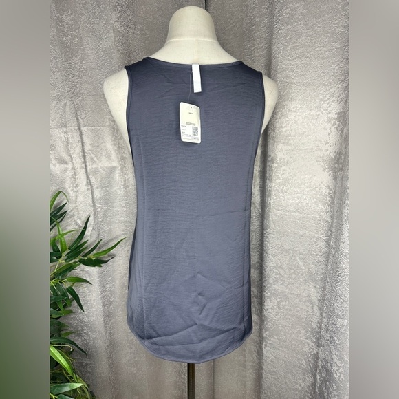 NWT Fabletics Women’s Gray Sleep Tank Tops Sz S - Picture 6 of 9